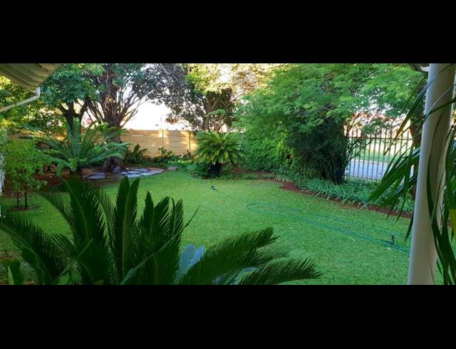 5 BEDROOM HOUSE FOR SALE IN VALHALLA